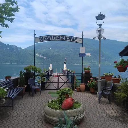 Casa La Rosa - Waterfront Апартаменты *