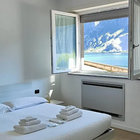Casa La Rosa - Lake Como Waterfront