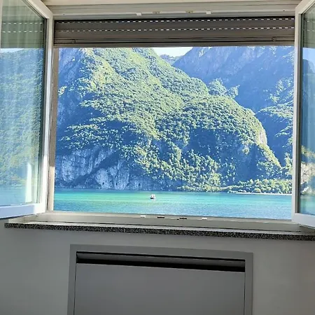 Casa La Rosa - Lake Como Waterfront Abbadia Lariana